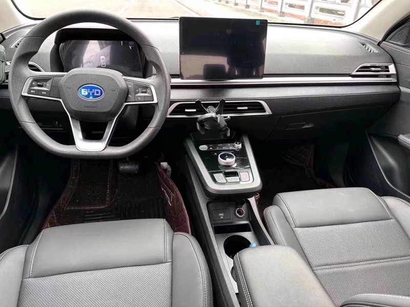 枣庄23年比亚迪E37