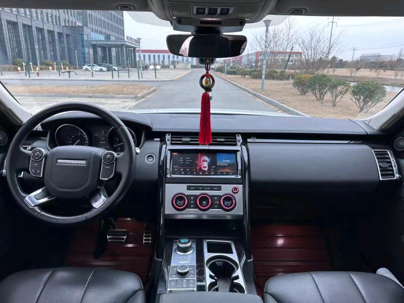 盐城18年路虎发现6