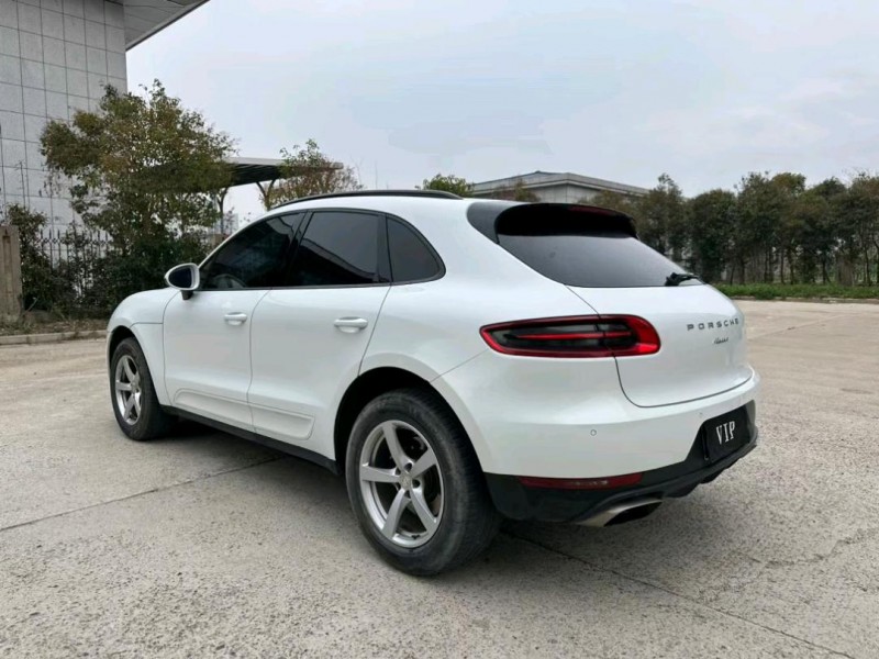 盐城17年保时捷Macan9