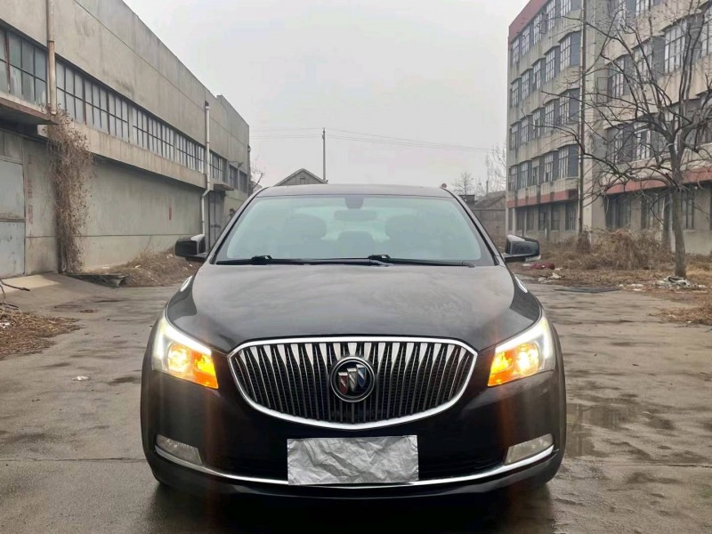 枣庄15年别克君越1