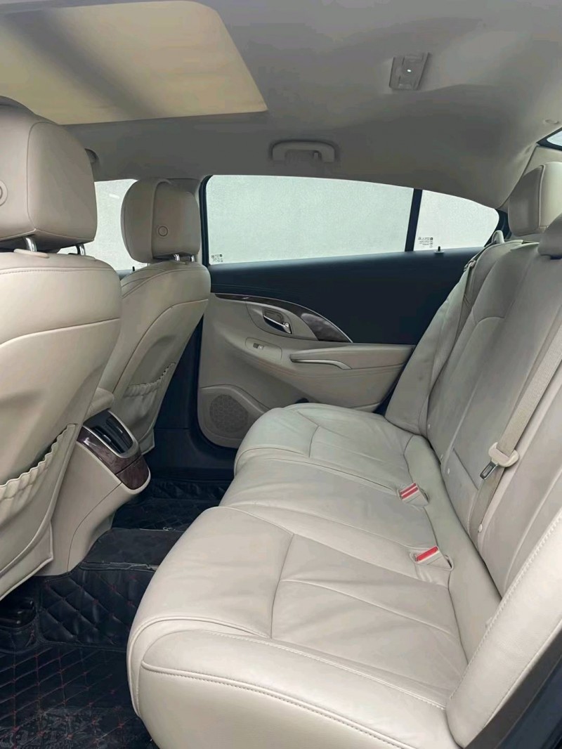 枣庄15年别克君越4