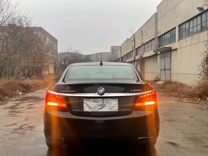 枣庄15年别克君越9