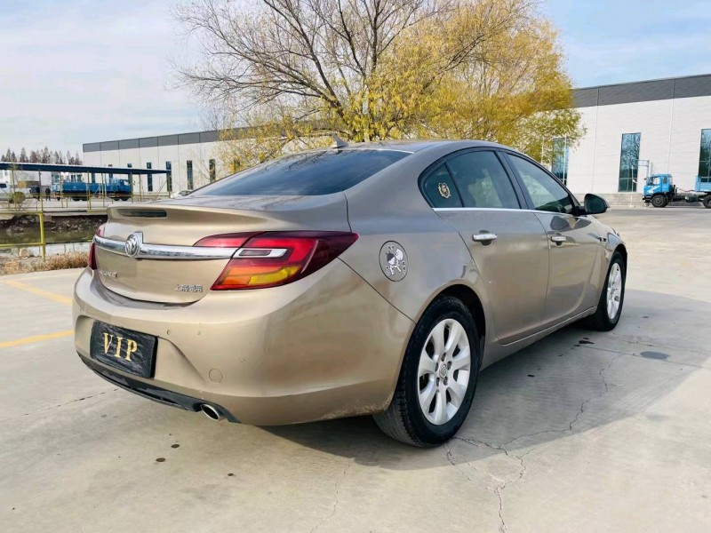 徐州15年别克君威4