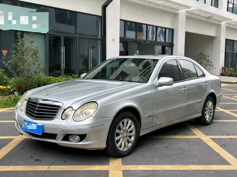 广州07年奔驰E5