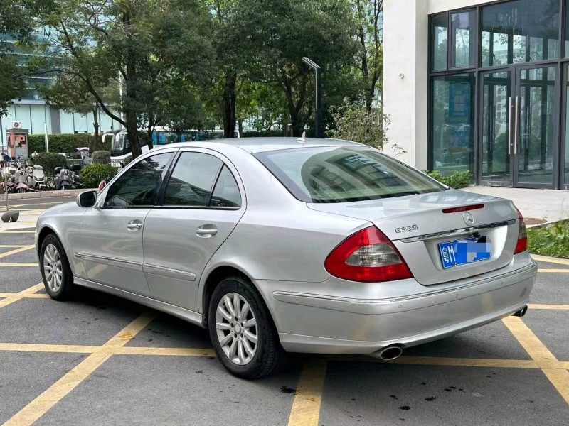 广州07年奔驰E9