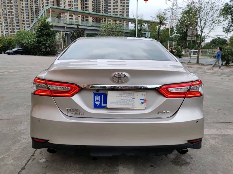 佛山18年丰田凯美瑞4