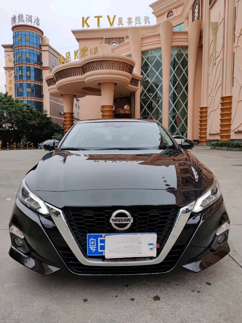 佛山21年日产天籁1