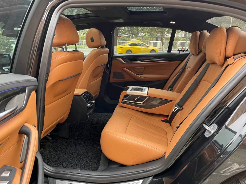 佛山19年宝马5系7