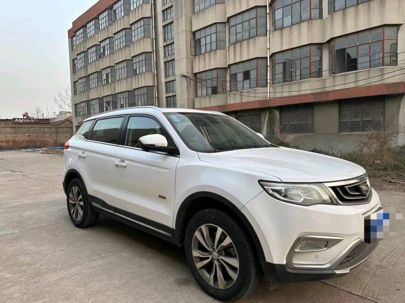 济南17年吉利博越3