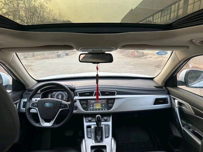 济南17年吉利博越4