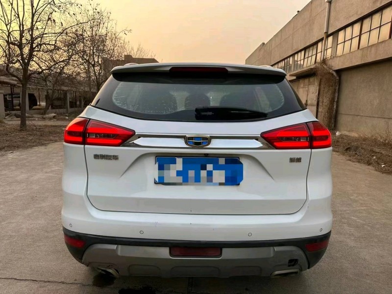 济南17年吉利博越9