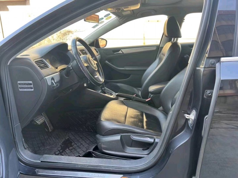 济南15年大众速腾4