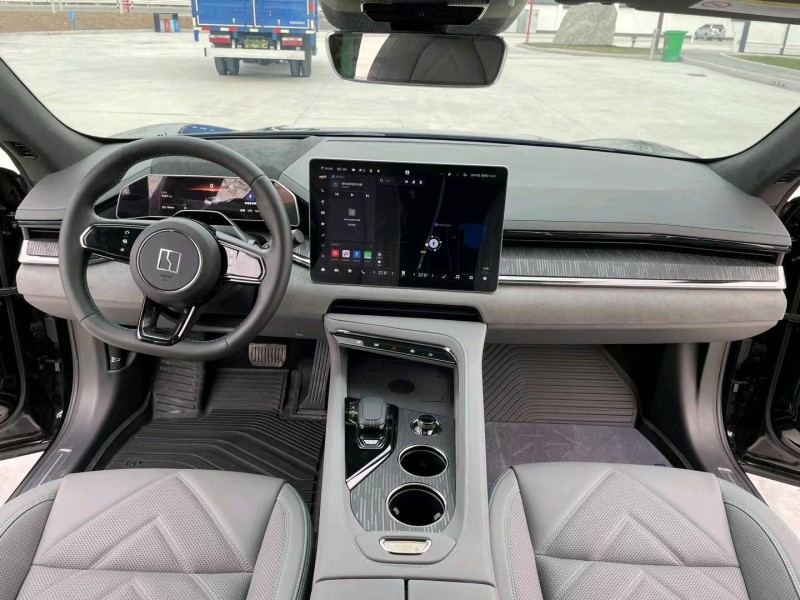 徐州23年極氪汽車0015