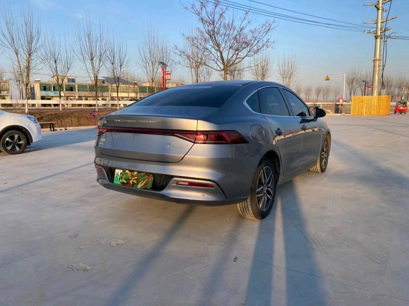 徐州22年比亚迪秦8