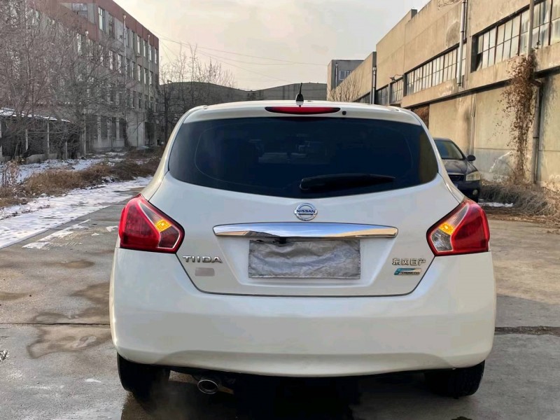 济南16年日产骐达9