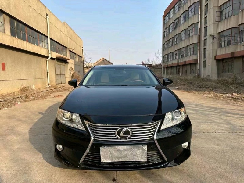 济南13年雷克萨斯ES1