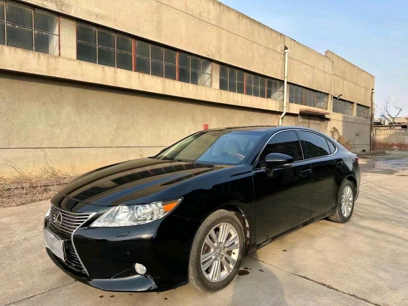 济南13年雷克萨斯ES3