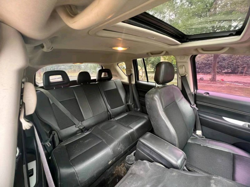 枣庄15年Jeep指南者5