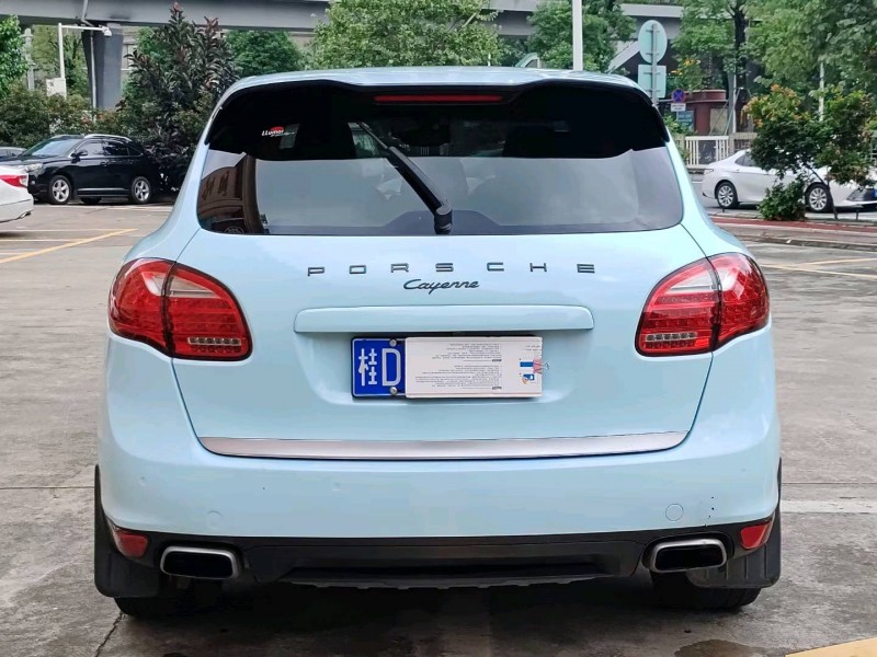 佛山11年保时捷卡宴6