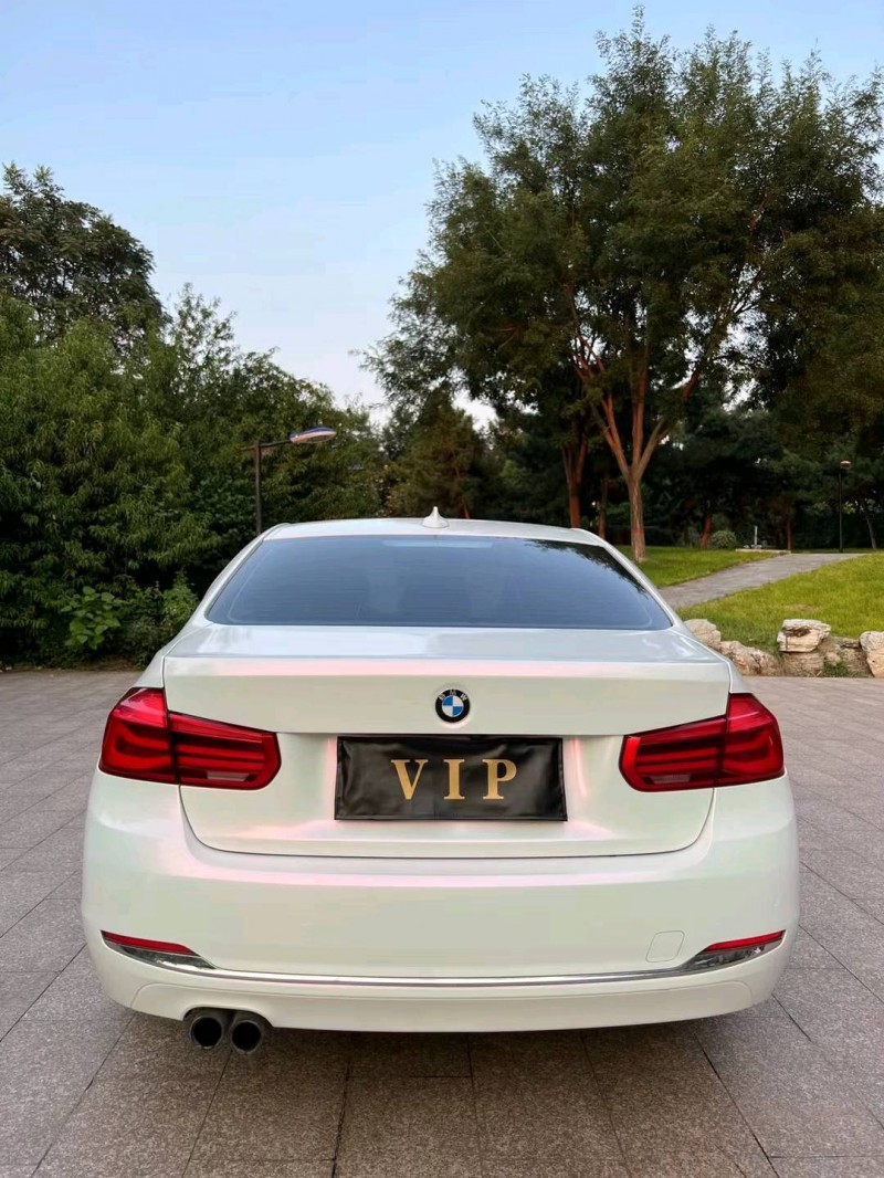 保定17年宝马3系9