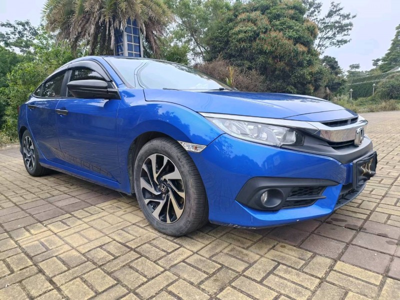 深圳19年本田思域7