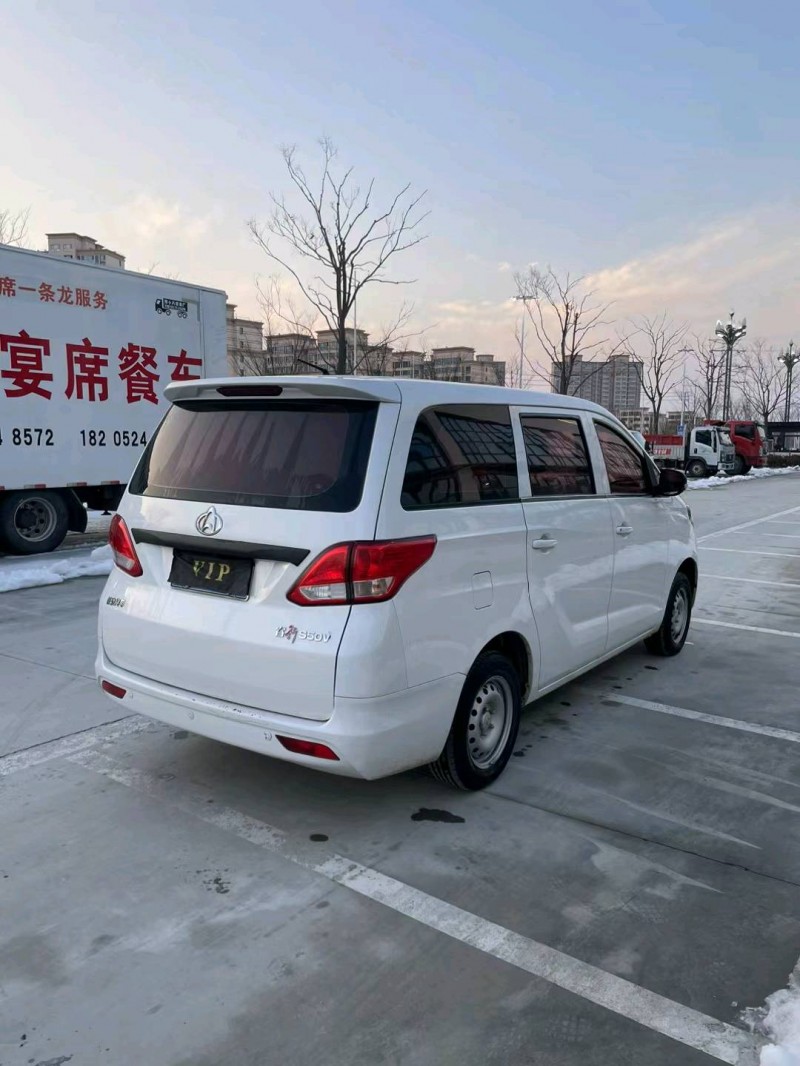 徐州19年长安汽车睿行4