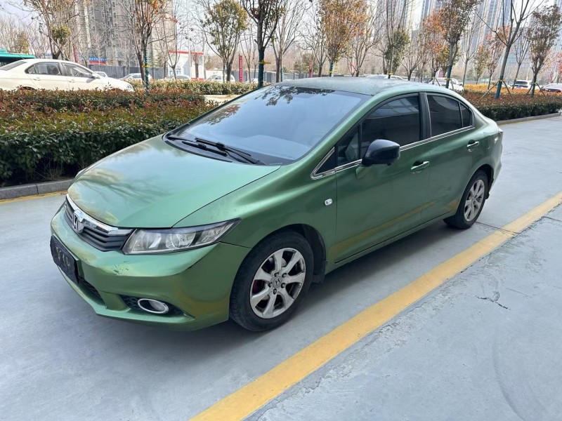 济宁12年本田思域3