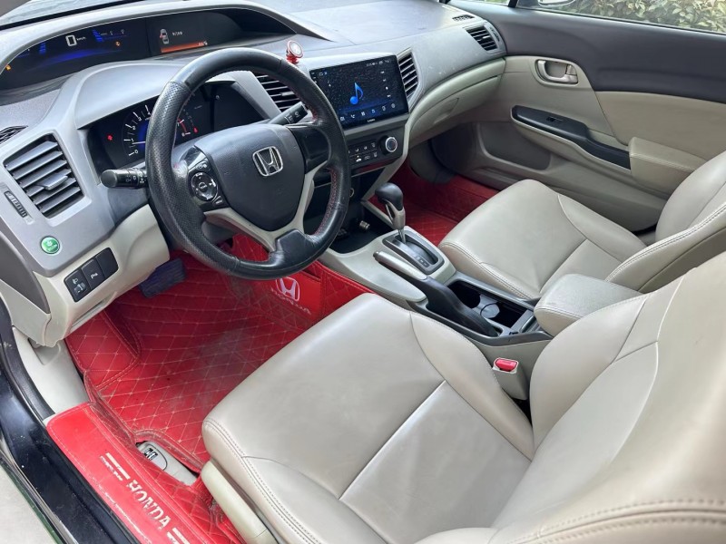 济宁12年本田思域6