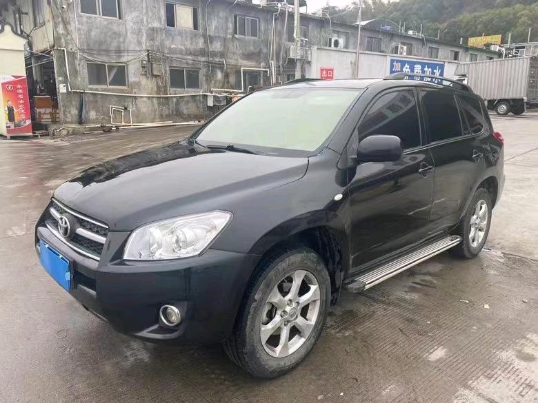 潮州13年豐田RAV4榮放2