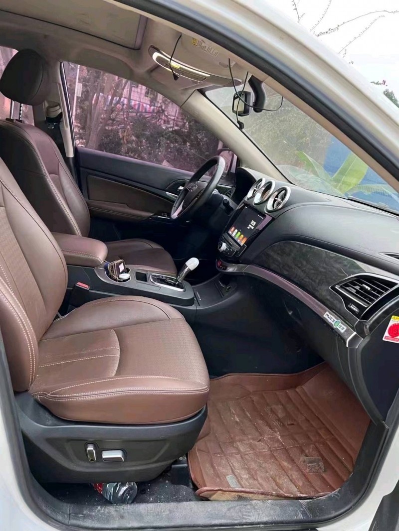 珠海17年比亚迪S75