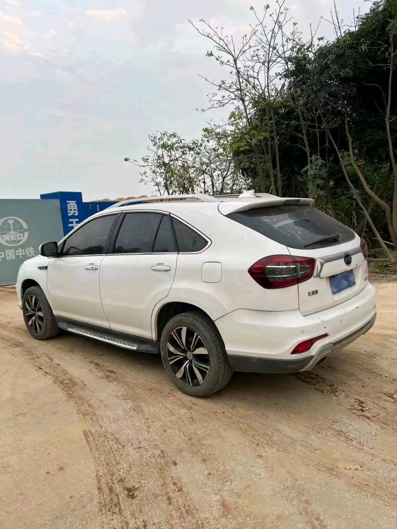 珠海17年比亚迪S78