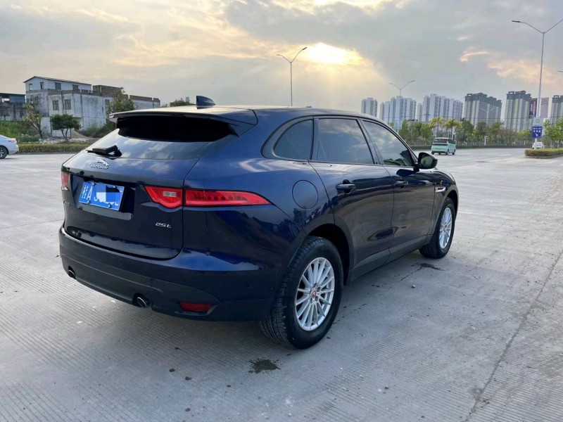 梧州18年捷豹F-PACE9