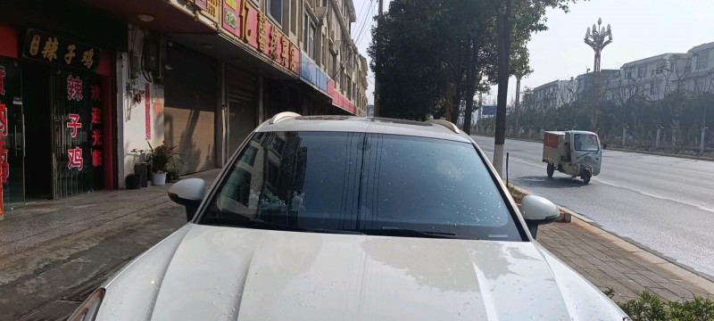 深圳17年众泰SR96