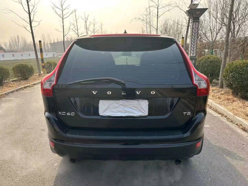 枣庄13年沃尔沃XC602