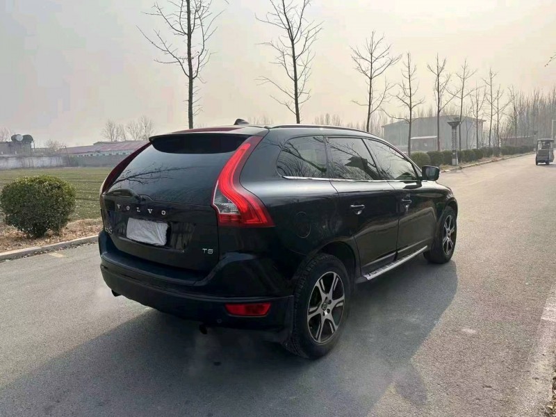 枣庄13年沃尔沃XC605