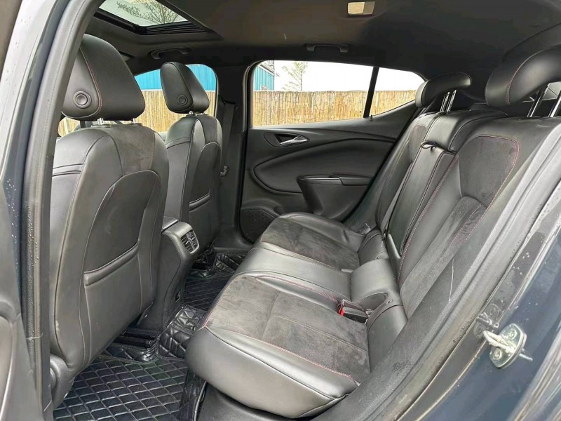 汕头18年别克威朗6