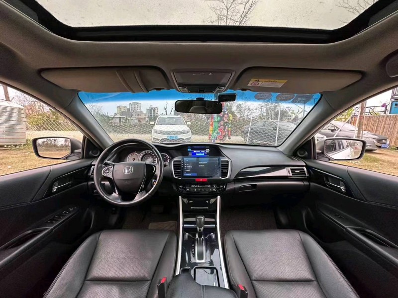 汕头18年本田雅阁5