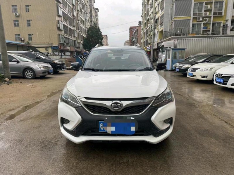 汕头16年比亚迪宋1