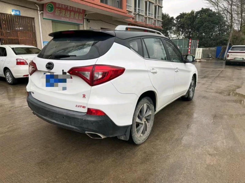 汕头16年比亚迪宋9