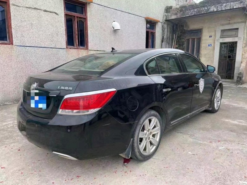 汕头09年别克君越6