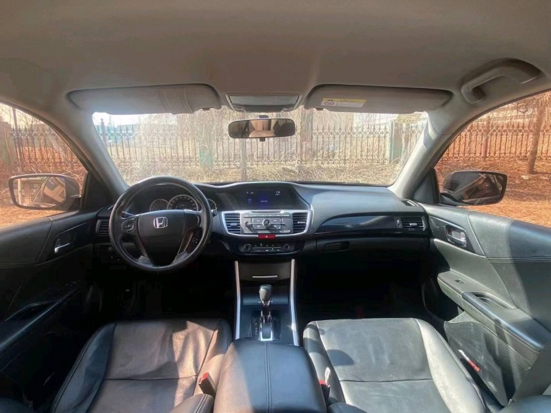 沈阳17年本田雅阁9