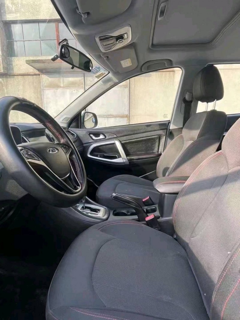 济南17年奇瑞瑞虎56