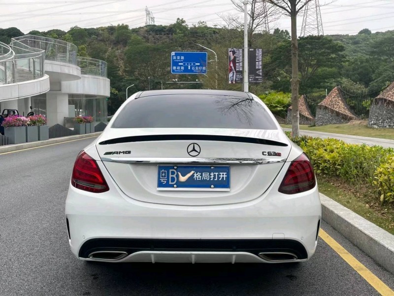 深圳18年奔驰C9