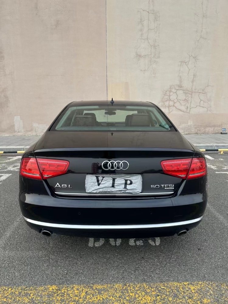 營口13年奧迪A8L7