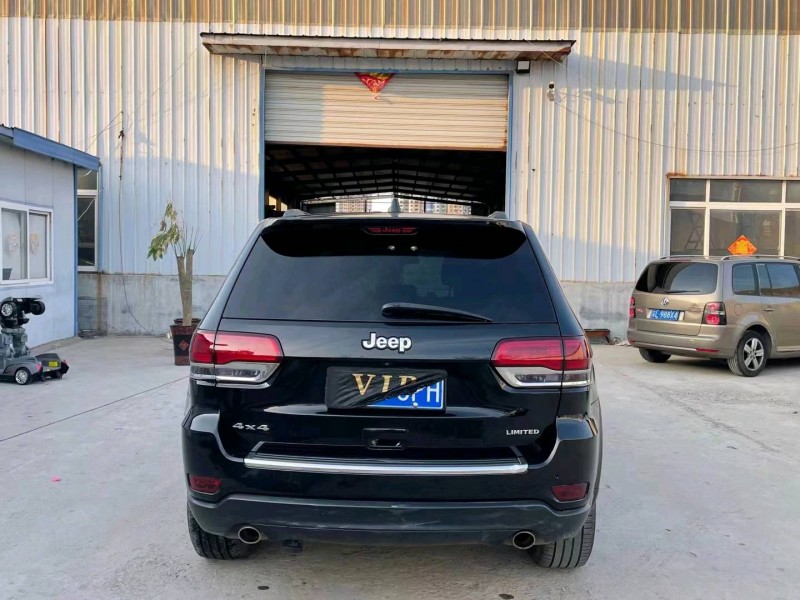 淄博14年Jeep大切诺基5