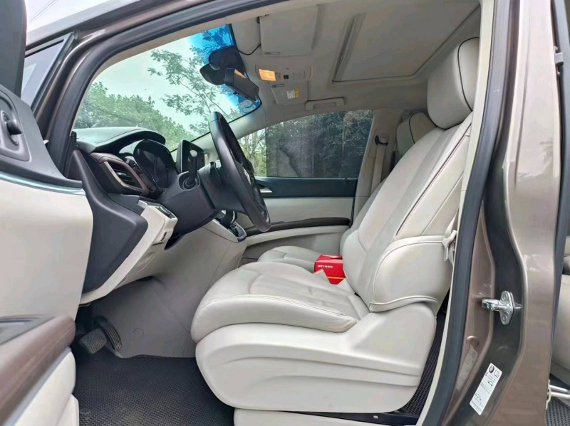 深圳20年别克GL89