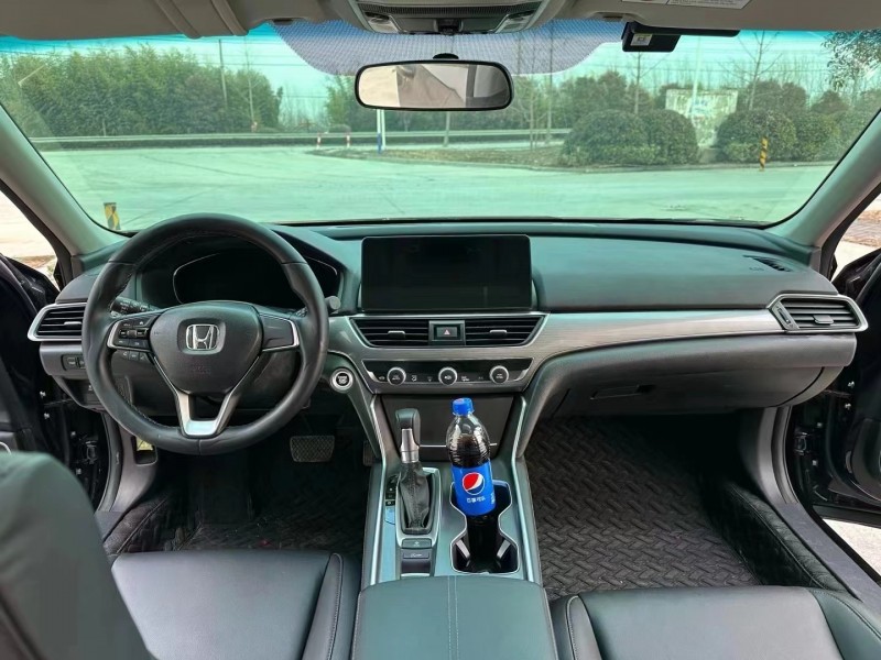 徐州22年本田雅阁6
