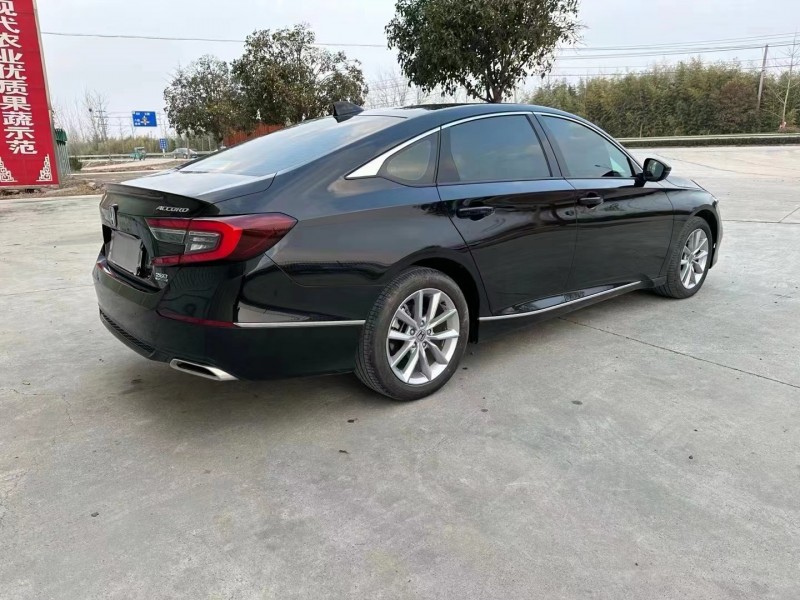 徐州22年本田雅阁8