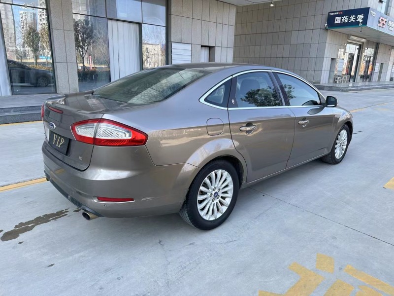 济宁13年福特蒙迪欧4