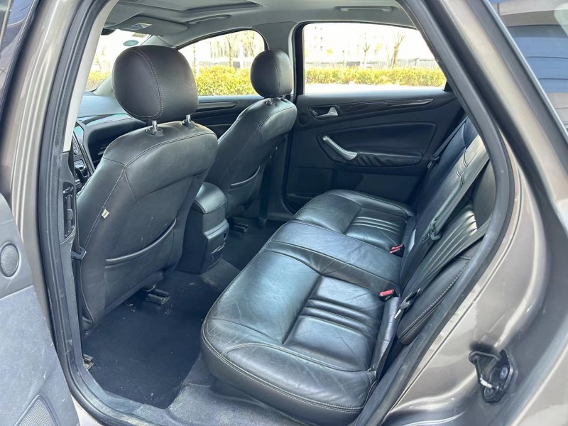 济宁13年福特蒙迪欧6